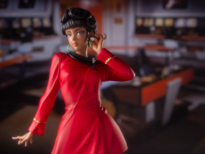 Load image into Gallery viewer, Kotobukiya - Star Trek Bishoujo: Operation Officer Uhura
