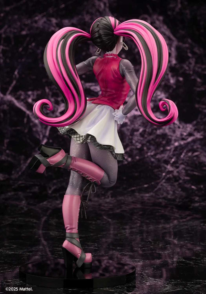 Load image into Gallery viewer, Kotobukiya - Monster High Bishoujo Statue - Draculaura
