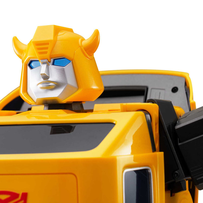 Load image into Gallery viewer, Robosen - Transformers - Flagship Bumblebee Auto-Converting Robot
