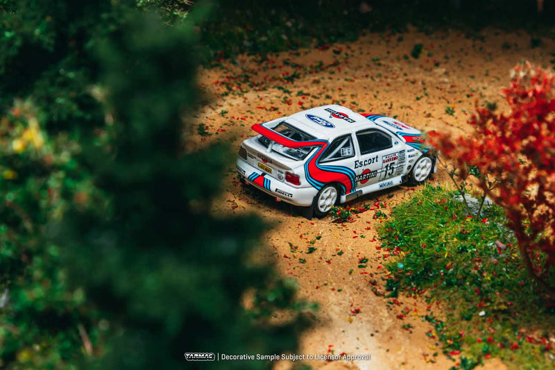 Load image into Gallery viewer, Tarmac Works - Hobby64 - Ford Escort RS Cosworth WRC (Rallye Sanremo 1994) (Malcolm Wilson/Bryan Thomas) 1/64 Scale Diecast Model Car (T64-081-94RS15)
