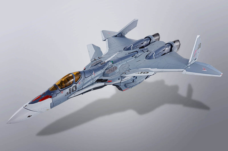 Load image into Gallery viewer, Bandai - Macross Delta DX Chogokin: VF-31A Kairos

