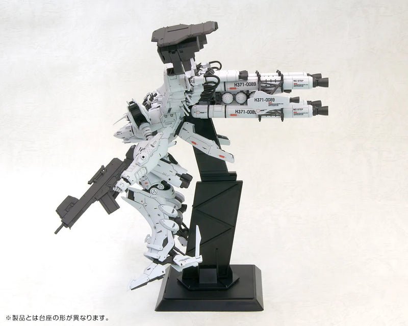 Load image into Gallery viewer, Kotobukiya - Armored Core - Lineark White Glint &amp; V.O.B. Set
