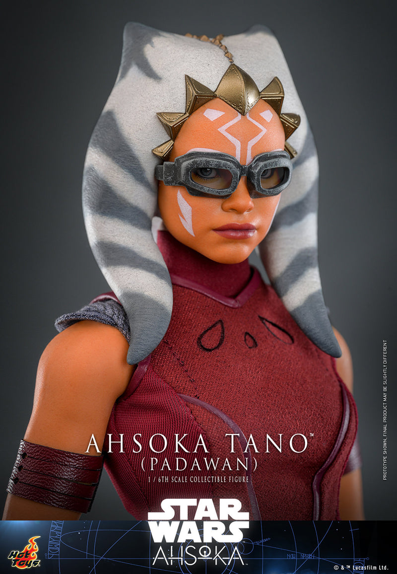 Load image into Gallery viewer, Hot Toys - Star Wars Ahsoka - Ahsoka Tano (Padawan)
