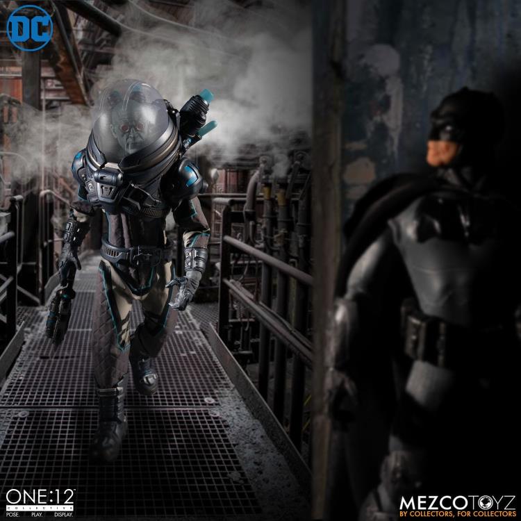 Load image into Gallery viewer, Mezco Toyz - One:12 Mr. Freeze Deluxe Edition (Restock)
