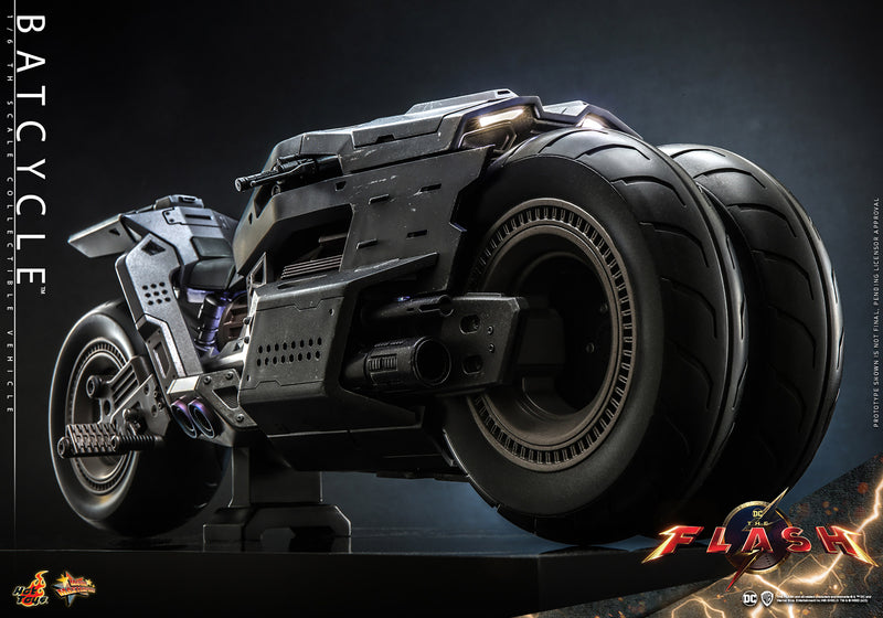 Load image into Gallery viewer, Hot Toys - The Flash (2023) - Batcycle
