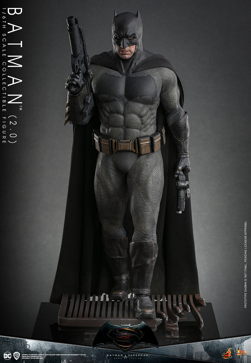 Load image into Gallery viewer, Hot Toys - Batman V Superman: Dawn of Justice - Batman (2.0)
