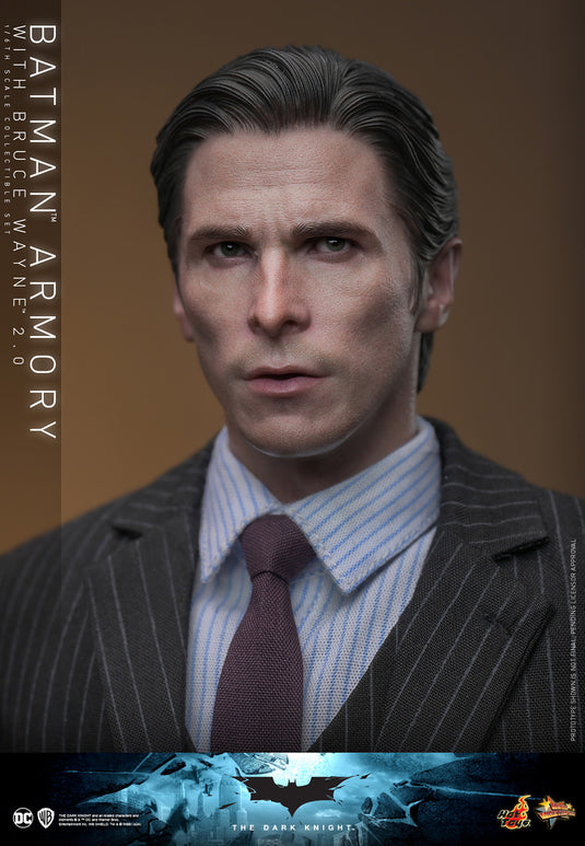 Hot Toys - The Dark Knight - Batman Armory with Bruce Wayne (2.0)