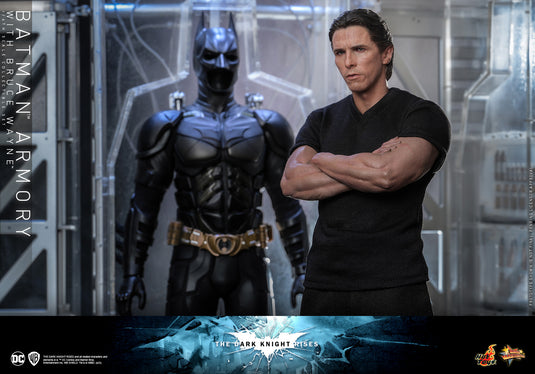 Hot Toys - The Dark Knight Rises - Batman Armory with Bruce Wayne