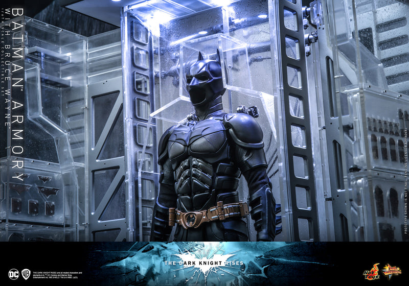 Load image into Gallery viewer, Hot Toys - The Dark Knight Rises - Batman Armory with Bruce Wayne
