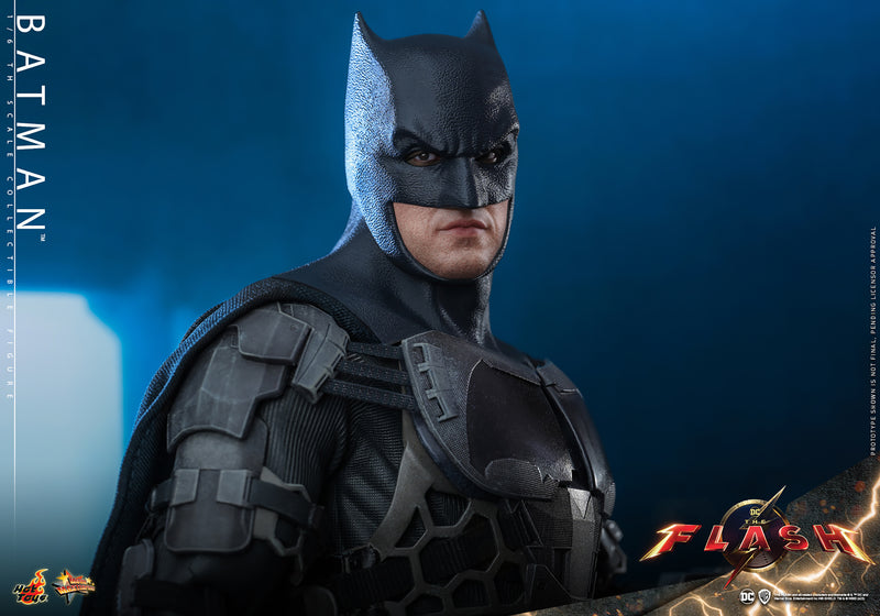 Load image into Gallery viewer, Hot Toys - The Flash (2023) - Batman
