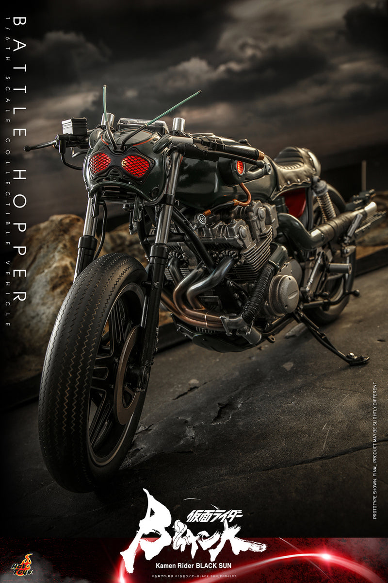 Load image into Gallery viewer, Hot Toys - Kamen Rider Black Sun - Battle Hopper
