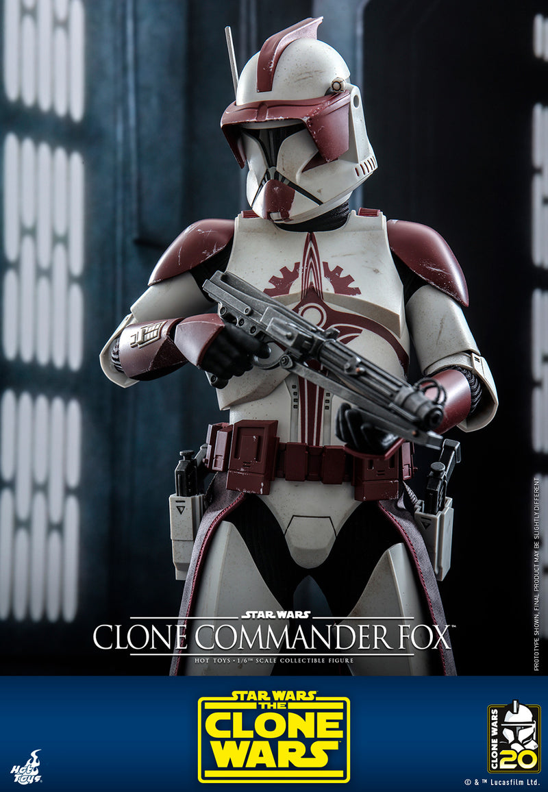 Load image into Gallery viewer, Hot Toys - Star Wars The Clone Wars - Clone Commander Fox
