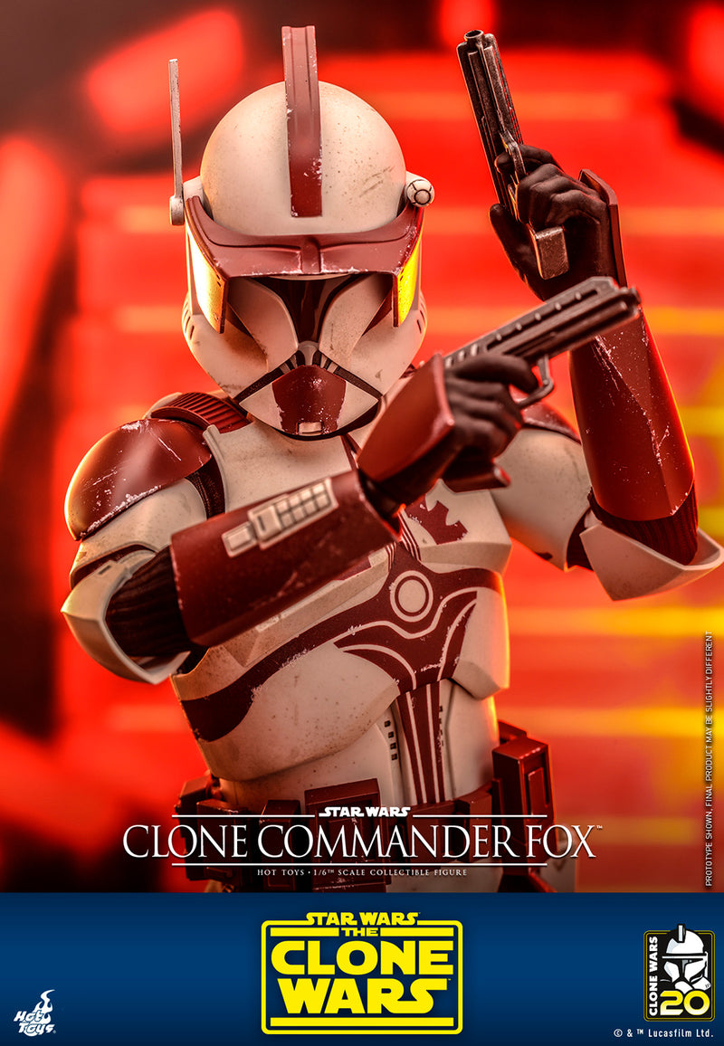 Load image into Gallery viewer, Hot Toys - Star Wars The Clone Wars - Clone Commander Fox
