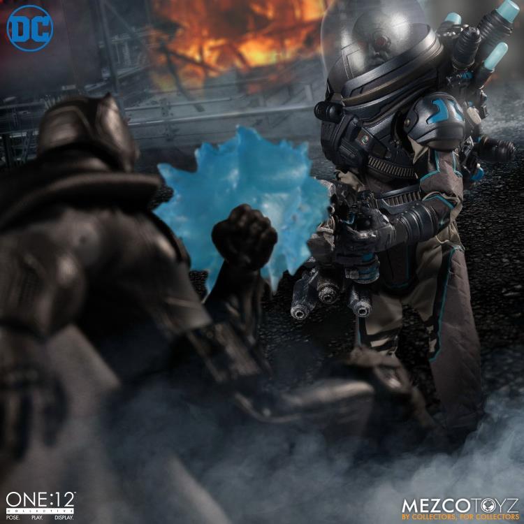 Load image into Gallery viewer, Mezco Toyz - One:12 Mr. Freeze Deluxe Edition (Restock)
