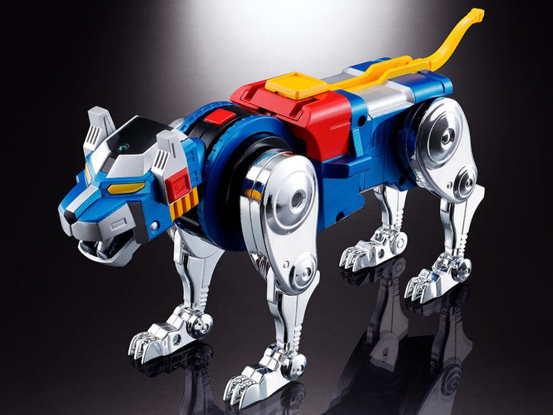 Load image into Gallery viewer, Bandai - Soul of Chogokin: Voltron Defender of the Universe - GX-71SP Voltron (Chogokin 50th Anniversary)
