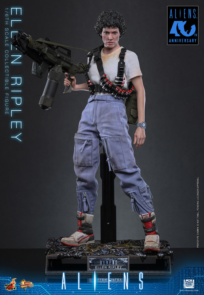 Load image into Gallery viewer, Hot Toys - Aliens (1986) - Ellen Ripley (MMS894)
