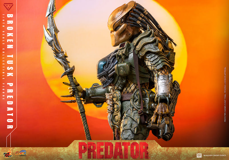 Load image into Gallery viewer, Hot Toys - Predator - Broken Tusk Predator
