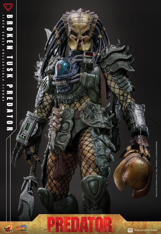 Hot Toys Predator Broken Tusk Predator