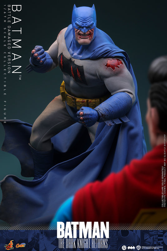 Hot Toys - Batman: The Dark Knight Returns - Batman (Battle Damaged Version)