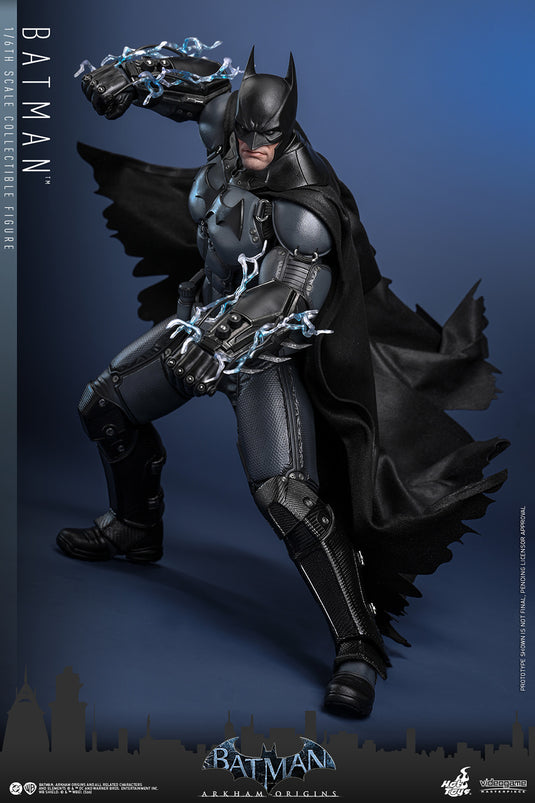 Hot Toys - Batman: Arkham Origins - Batman