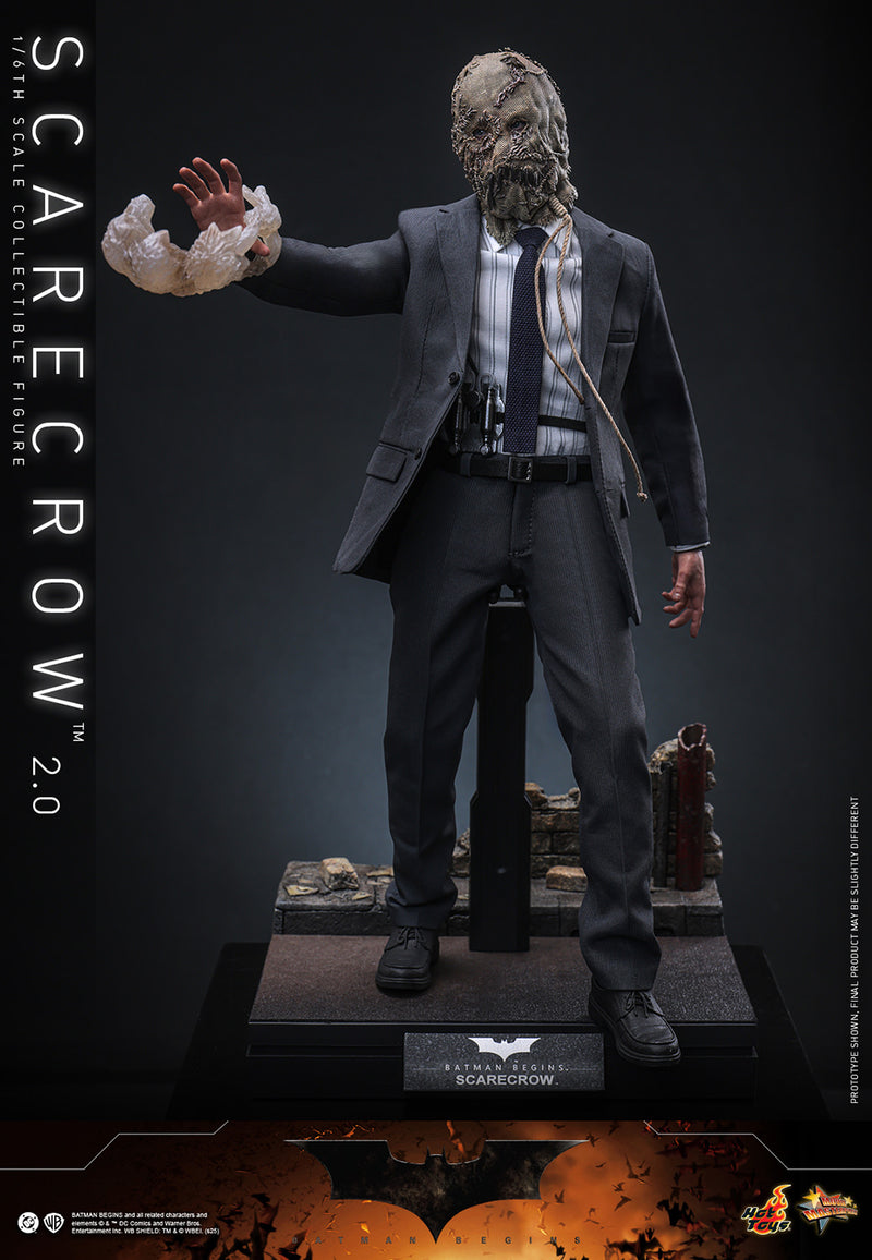Load image into Gallery viewer, Hot Toys - Batman Begins - Scarecrow (2.0)
