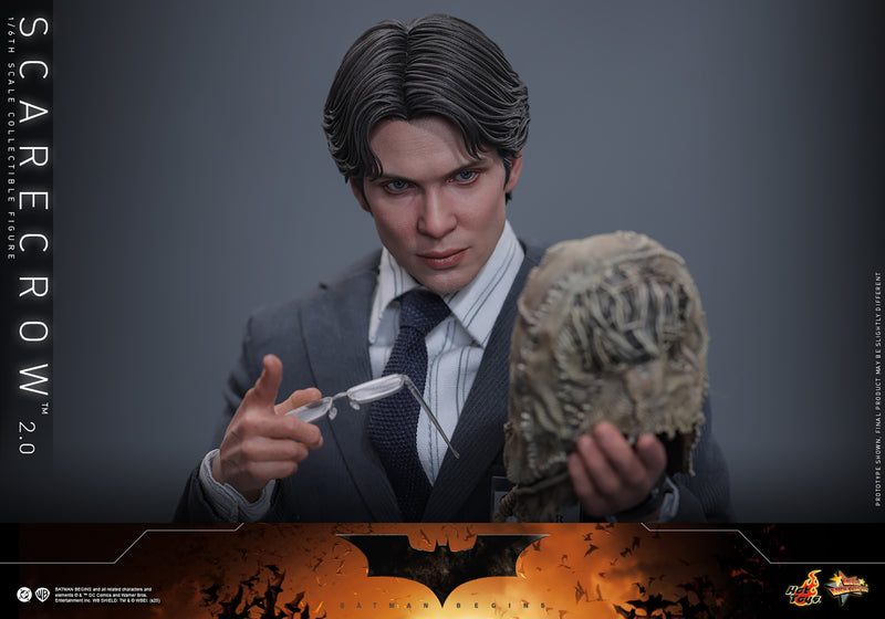 Load image into Gallery viewer, Hot Toys - Batman Begins - Scarecrow (2.0)
