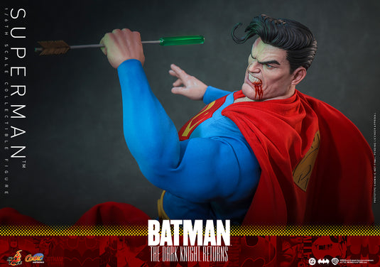Hot Toys - Batman: The Dark Knight Returns - Superman