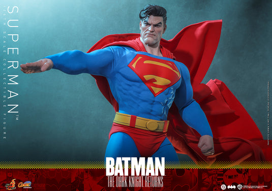 Hot Toys - Batman: The Dark Knight Returns - Superman