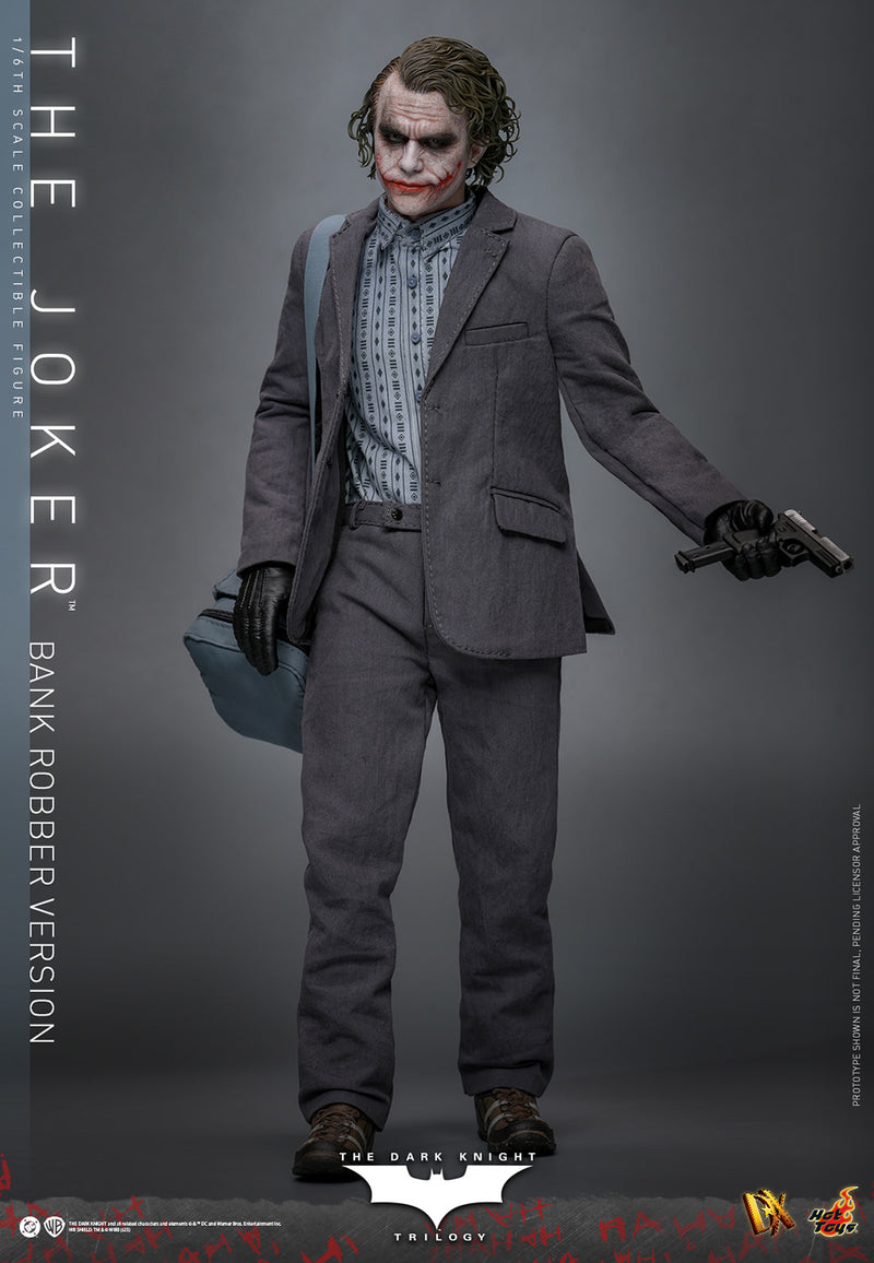 Load image into Gallery viewer, Hot Toys - The Dark Knight - The Joker (Bank Robber Ver.)
