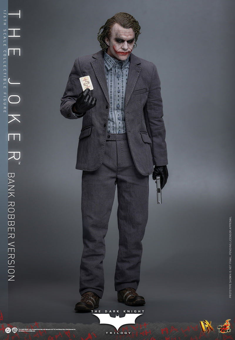 Load image into Gallery viewer, Hot Toys - The Dark Knight - The Joker (Bank Robber Ver.)
