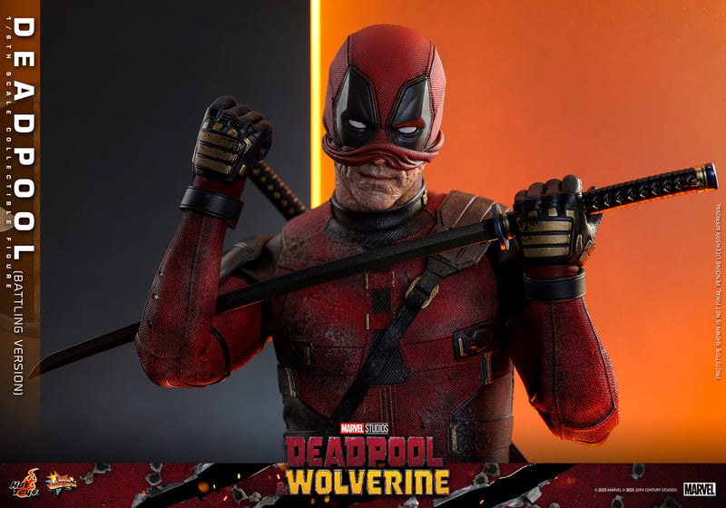 Load image into Gallery viewer, Hot Toys - Deadpool and Wolverine - Deadpool (Battling Version)
