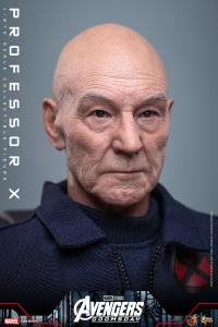 Load image into Gallery viewer, Hot Toys - Avengers Doomsday - Professor X (MMS917)
