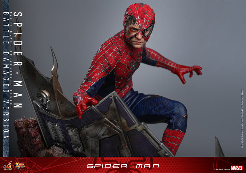Load image into Gallery viewer, Hot Toys - Spider-Man (2002) - Spider-Man (Battle Damaged Version)
