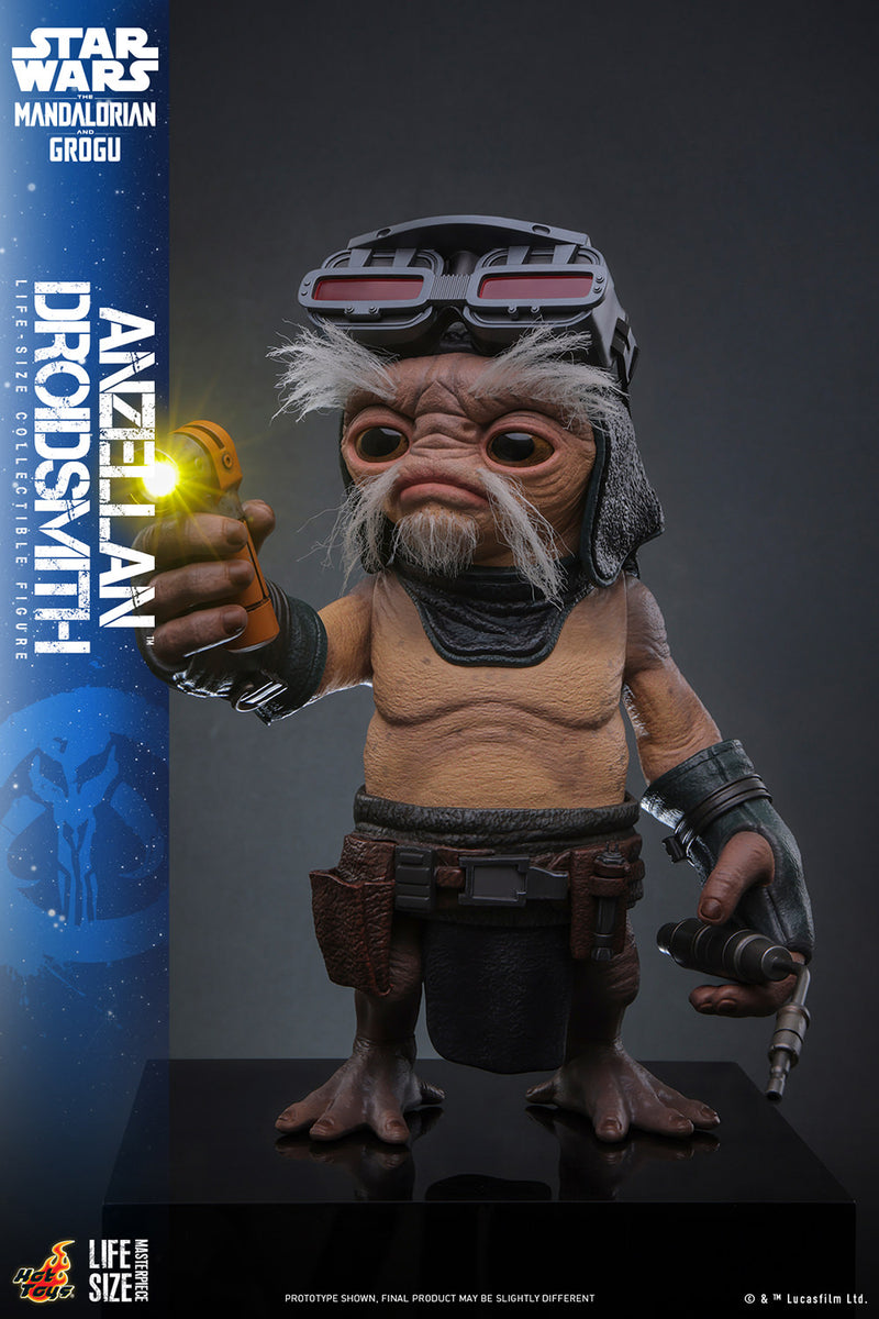 Load image into Gallery viewer, Hot Toys - Star Wars: The Mandalorian &amp; Grogu - Anzellan Droidsmith Life-SIze Figure (LMS017)
