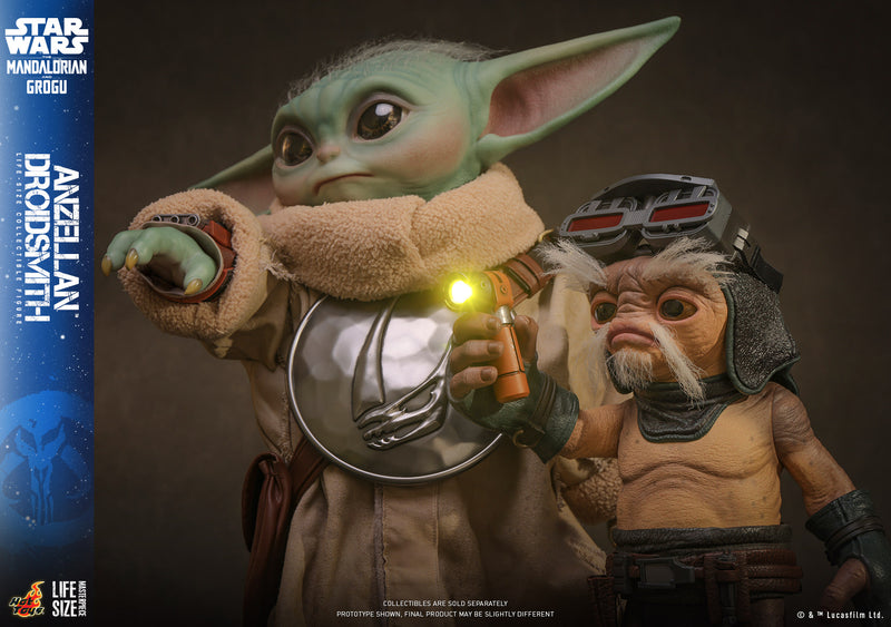 Load image into Gallery viewer, Hot Toys - Star Wars: The Mandalorian &amp; Grogu - Anzellan Droidsmith Life-SIze Figure (LMS017)
