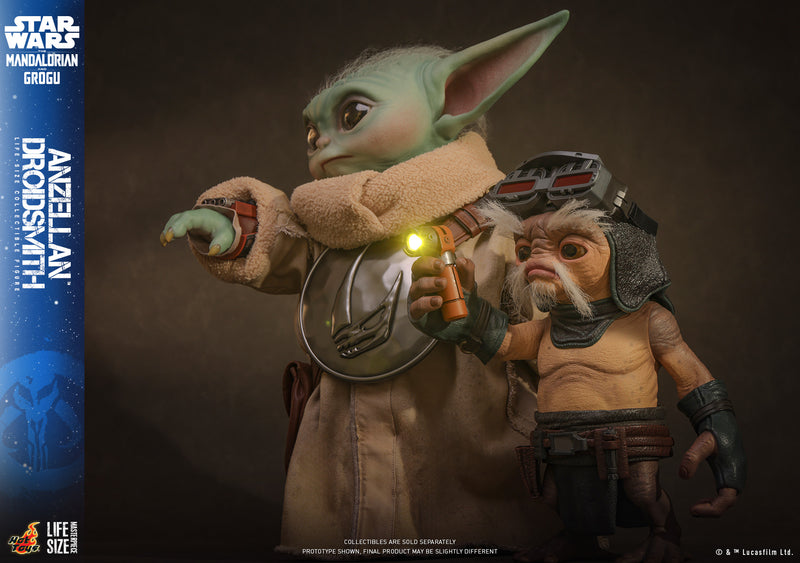Load image into Gallery viewer, Hot Toys - Star Wars: The Mandalorian &amp; Grogu - Anzellan Droidsmith Life-SIze Figure (LMS017)
