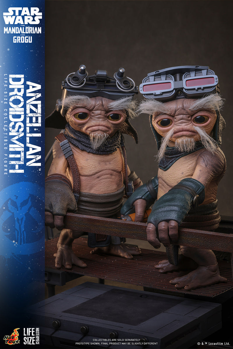 Load image into Gallery viewer, Hot Toys - Star Wars: The Mandalorian &amp; Grogu - Anzellan Droidsmith Life-SIze Figure (LMS017)
