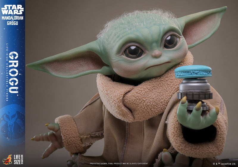 Load image into Gallery viewer, Hot Toys - Star Wars: The Mandalorian &amp; Grogu - Grogu Life-SIze Figure (LMS016)
