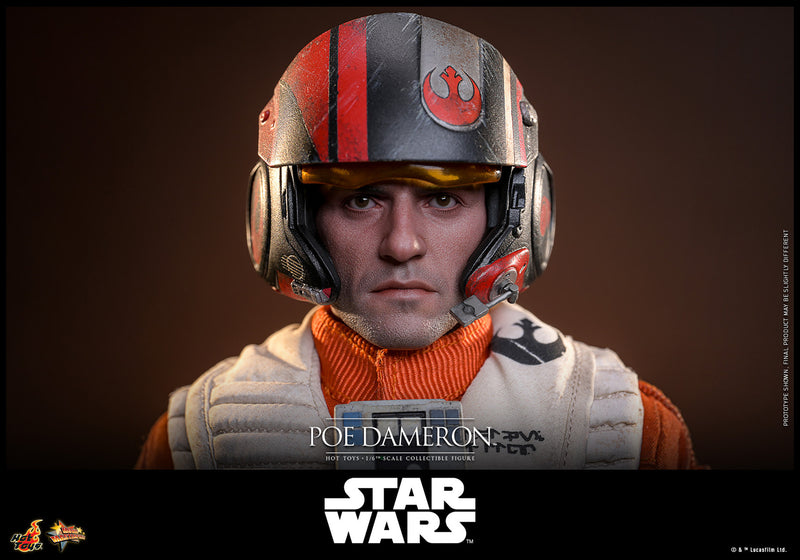 Load image into Gallery viewer, Hot Toys - Star Wars: The Force Awakens
