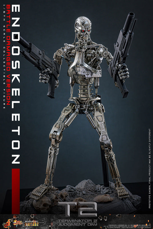 Hot Toys - Terminator 2: Judgement Day - Endoskeleton (Battle Damaged Version)