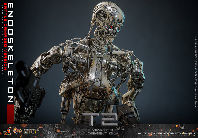 Load image into Gallery viewer, Hot Toys - Terminator 2: Judgement Day - Endoskeleton (Battle Damaged Version)
