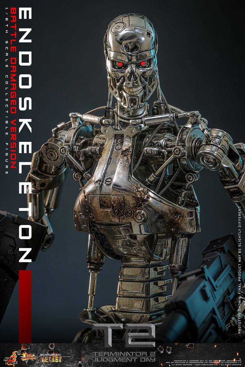 Load image into Gallery viewer, Hot Toys - Terminator 2: Judgement Day - Endoskeleton (Battle Damaged Version)
