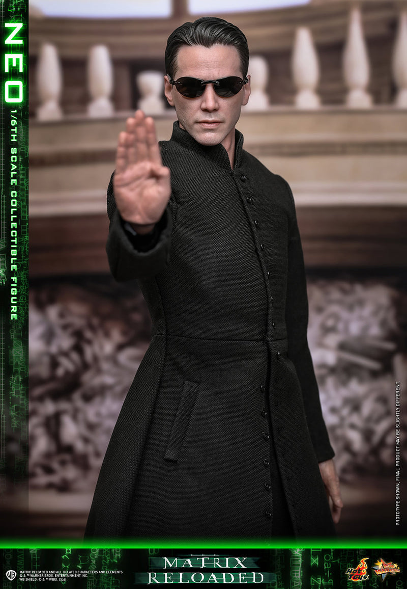 Load image into Gallery viewer, Hot Toys - Matrix Reloaded - Neo (MMS868)
