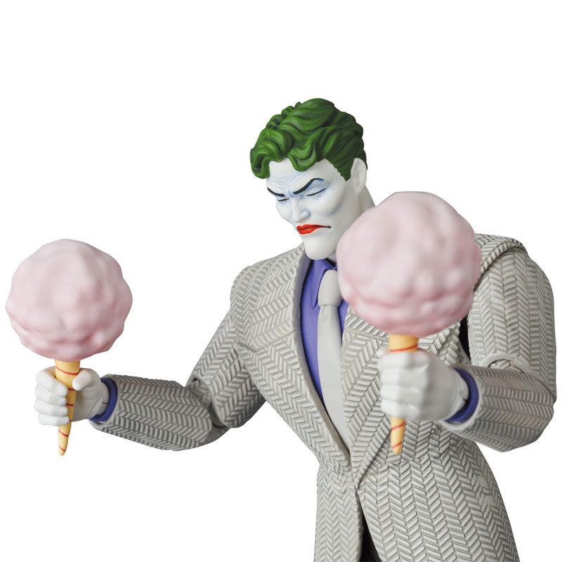 Load image into Gallery viewer, MAFEX Batman: The Dark Knight Returns: Joker (Variant Suit Version) No. 214
