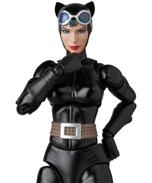 MAFEX Batman Hush: No. 123 Catwoman (Reissue)