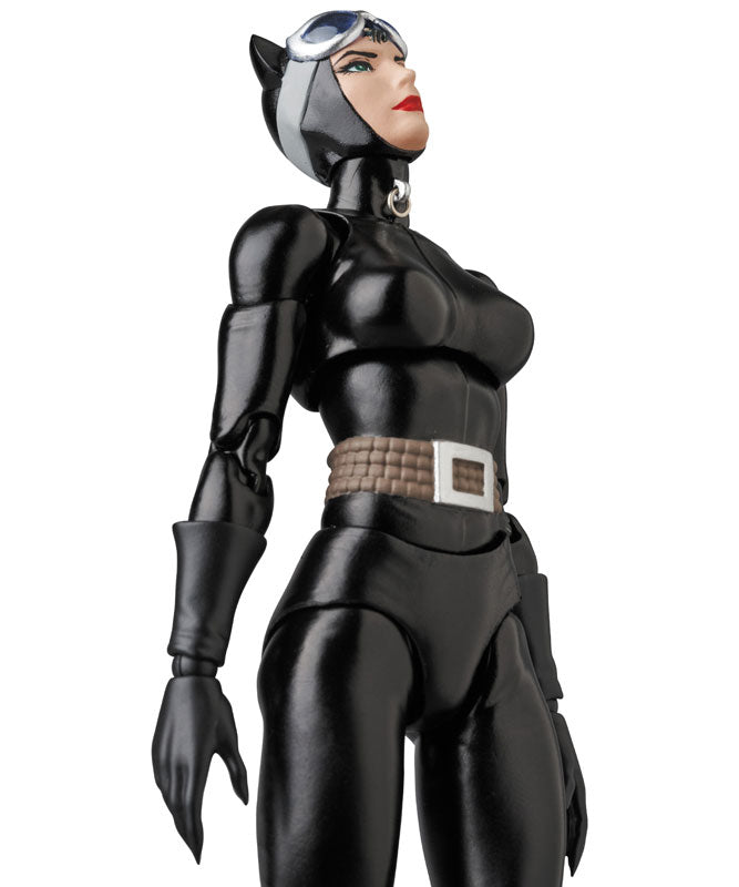 Load image into Gallery viewer, MAFEX Batman Hush: No. 123 Catwoman (Reissue)

