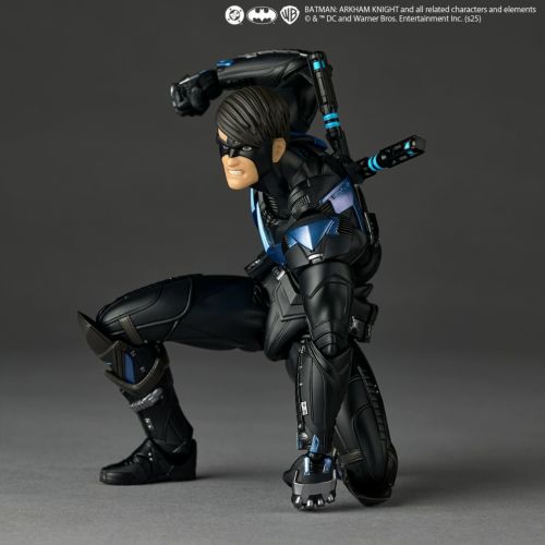 Load image into Gallery viewer, Kaiyodo - Amazing Yamaguchi - Revoltech DC Comics NR104 - Nightwing
