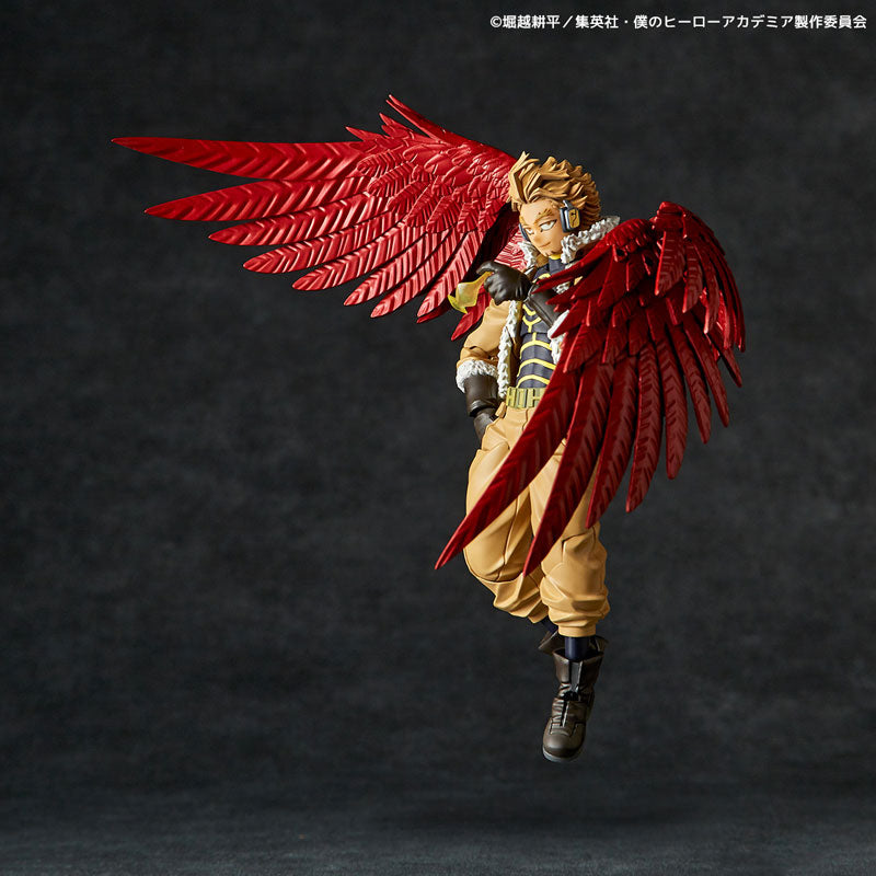 Load image into Gallery viewer, Kaiyodo - Amazing Yamaguchi - Revoltech My Hero Academia - Hawks (Reissue)
