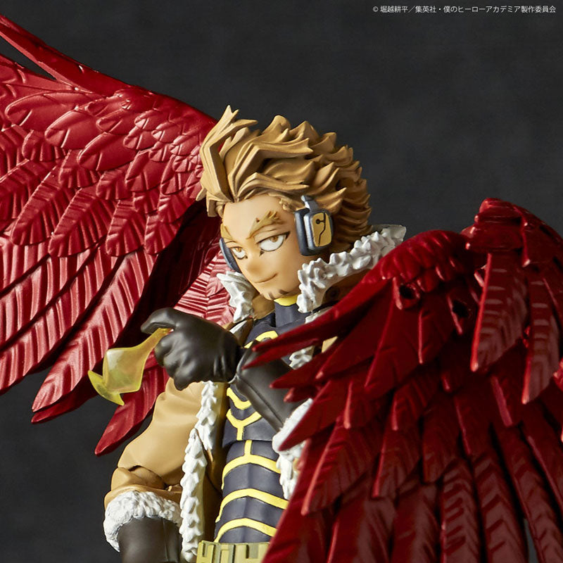 Load image into Gallery viewer, Kaiyodo - Amazing Yamaguchi - Revoltech My Hero Academia - Hawks (Reissue)
