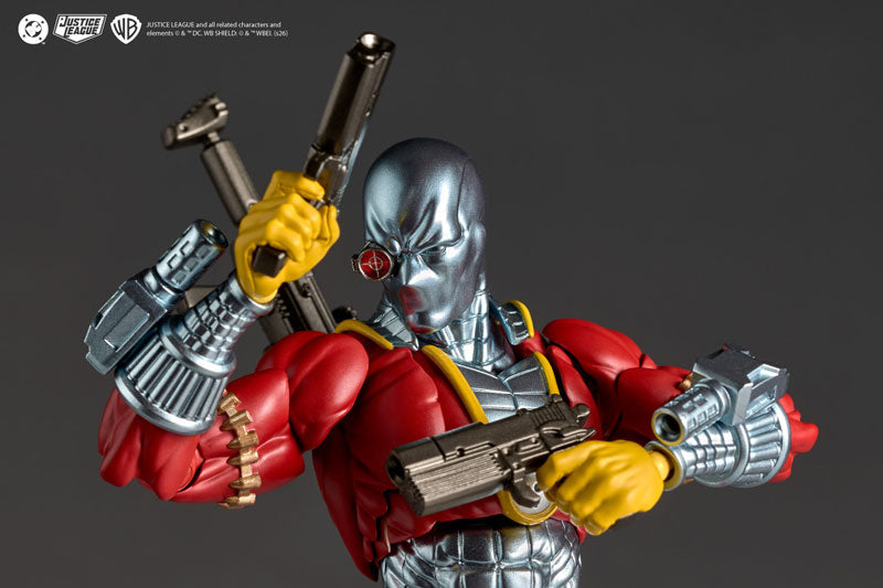 Load image into Gallery viewer, Kaiyodo - Amazing Yamaguchi - Justice League NR126 - Deadshot
